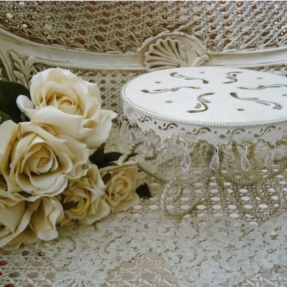 Small cake stand - Picture 1 of 3